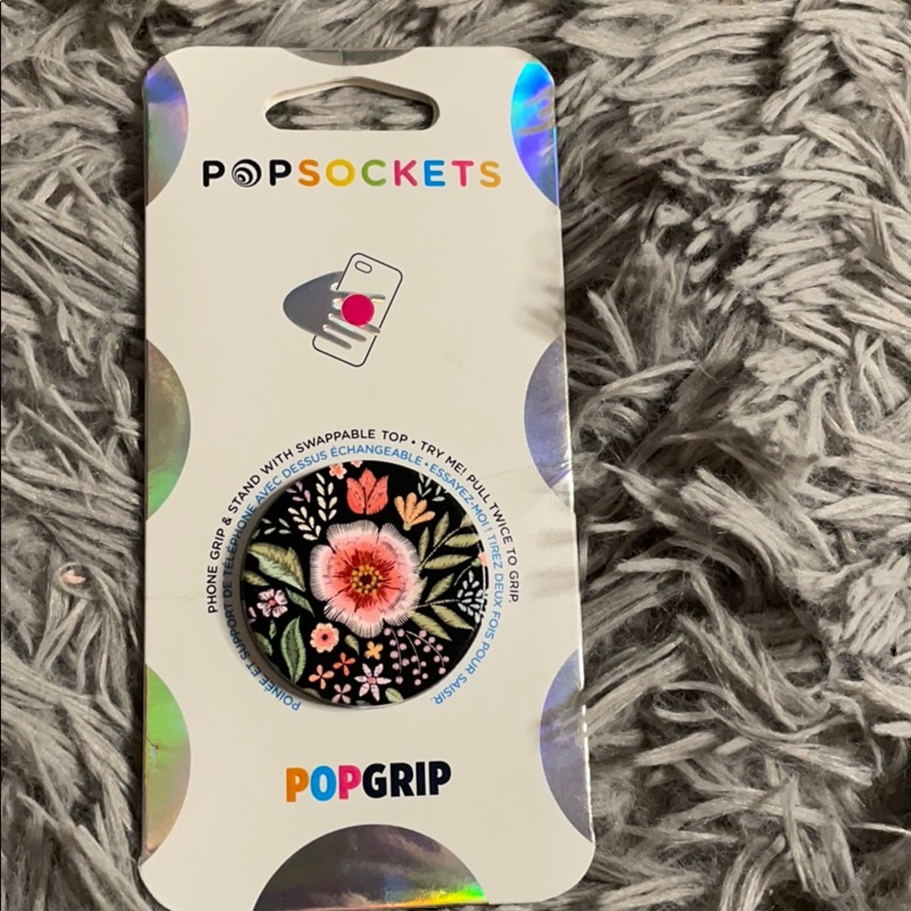 Pop sockets: Multiple Items - Picture 4 of 6